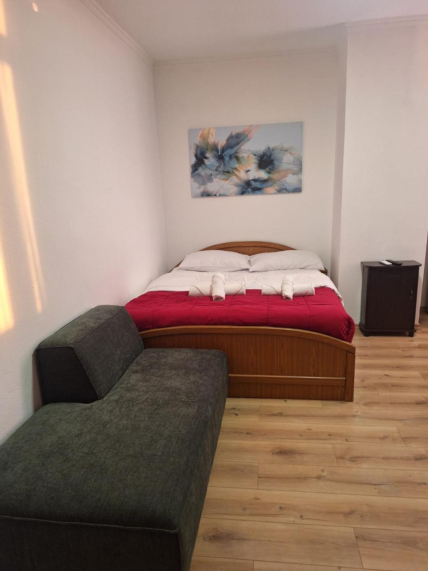 Albania Comfort Near Center *